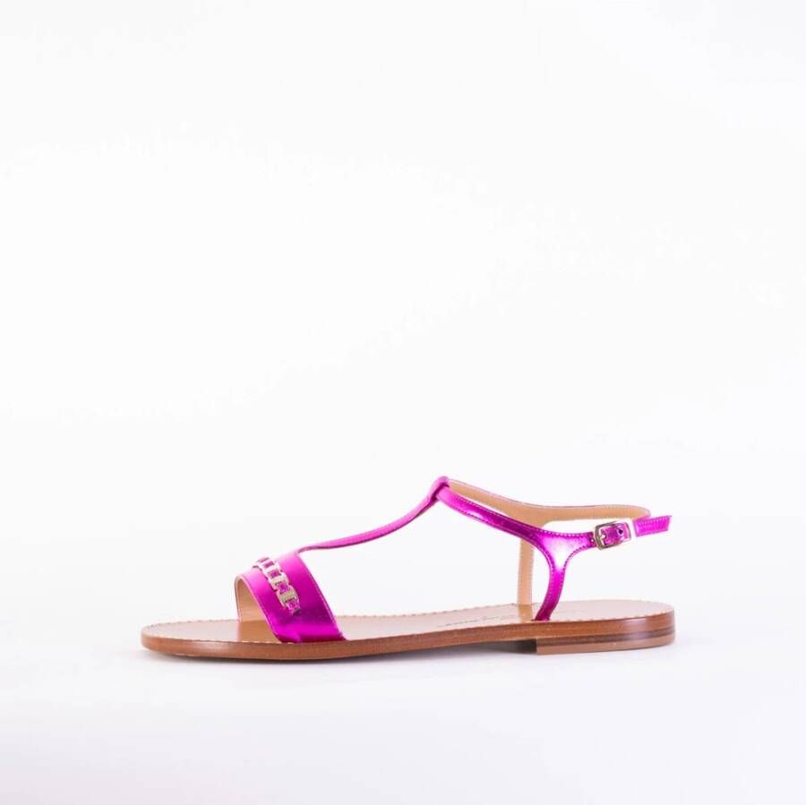 Salvatore Ferragamo Flat Sandals Roze Dames