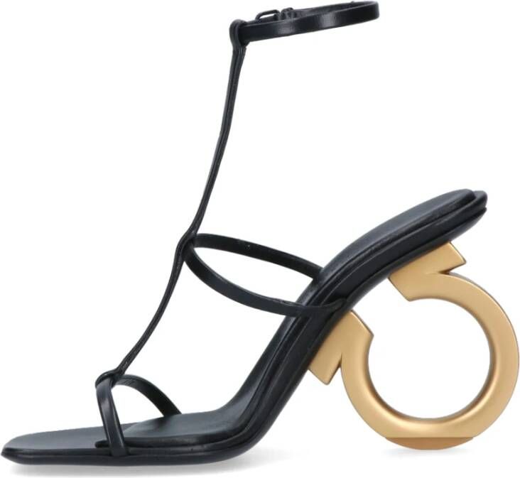 Salvatore Ferragamo Verhoog je stijl met hoge hak sandalen Zwart Dames