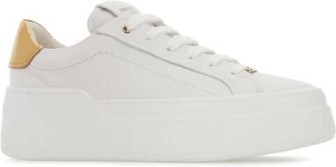 Salvatore Ferragamo Klassieke Sneakers voor Dagelijks Gebruik White Dames