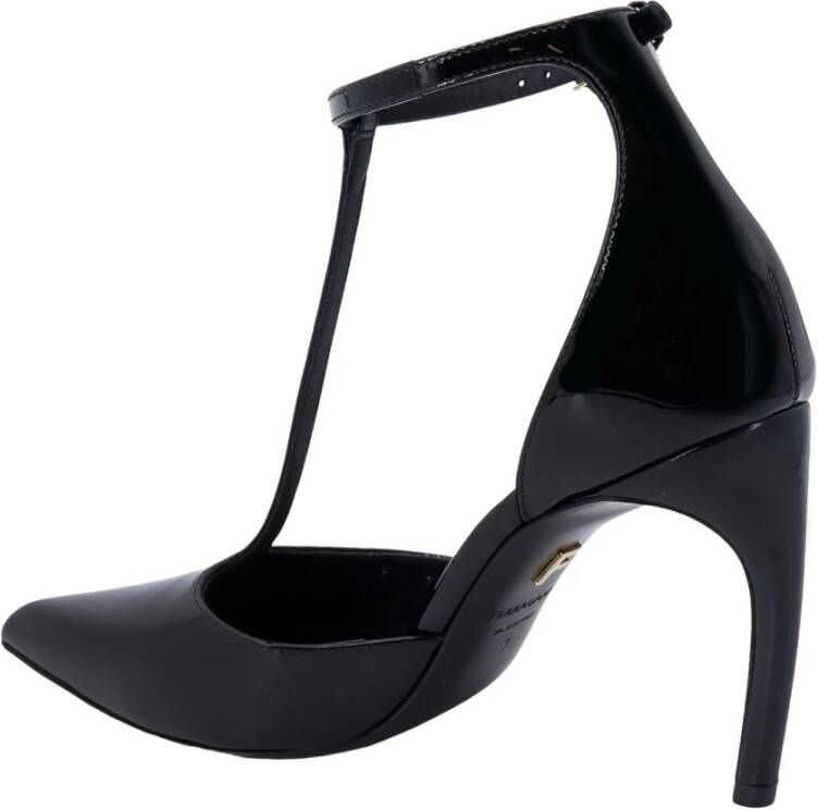 Salvatore Ferragamo Patentleren T-strap Stiletto Black Dames