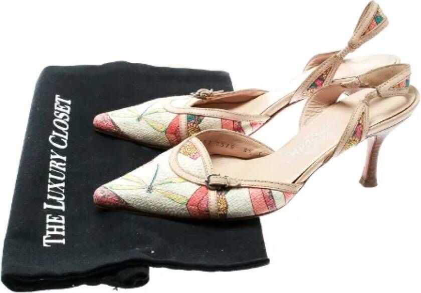 Salvatore Ferragamo Pre-owned Canvas sandals Multicolor Dames