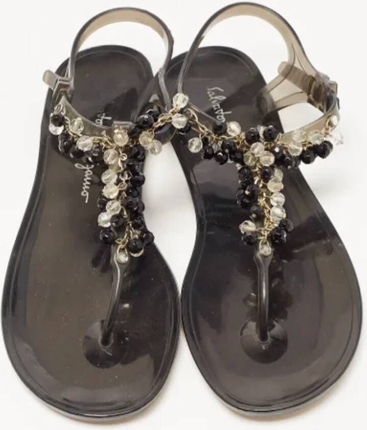 Salvatore Ferragamo Pre-owned Fabric sandals Black Dames