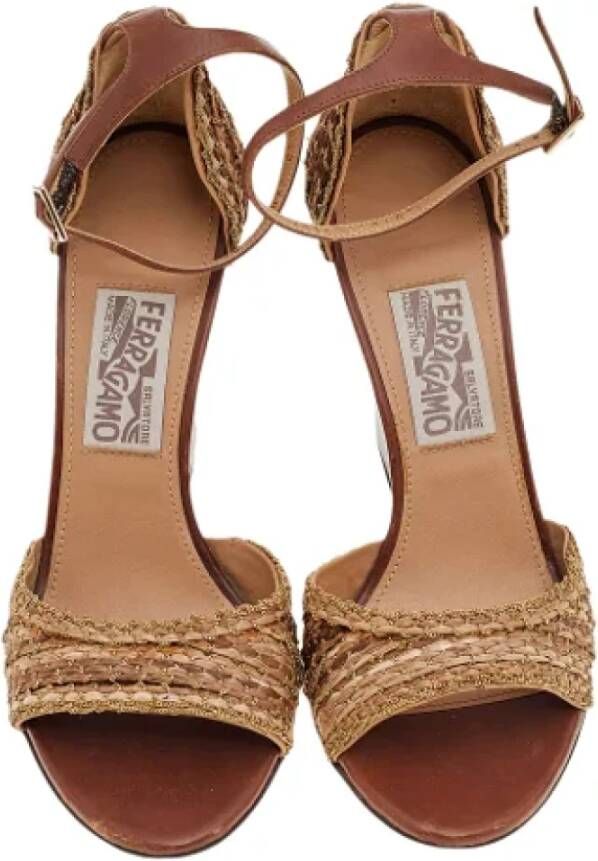 Salvatore Ferragamo Pre-owned Fabric sandals Brown Dames
