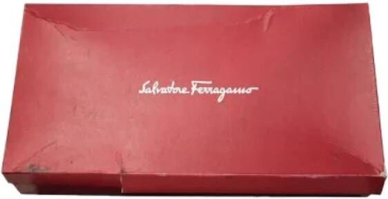 Salvatore Ferragamo Pre-owned Leather boots Beige Dames