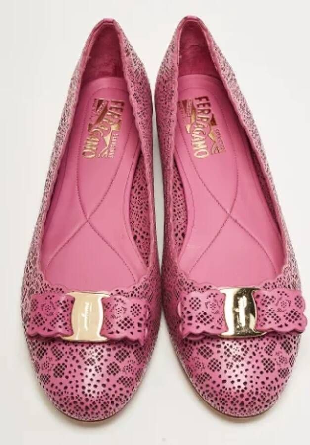 Salvatore Ferragamo Pre-owned Leather flats Purple Dames