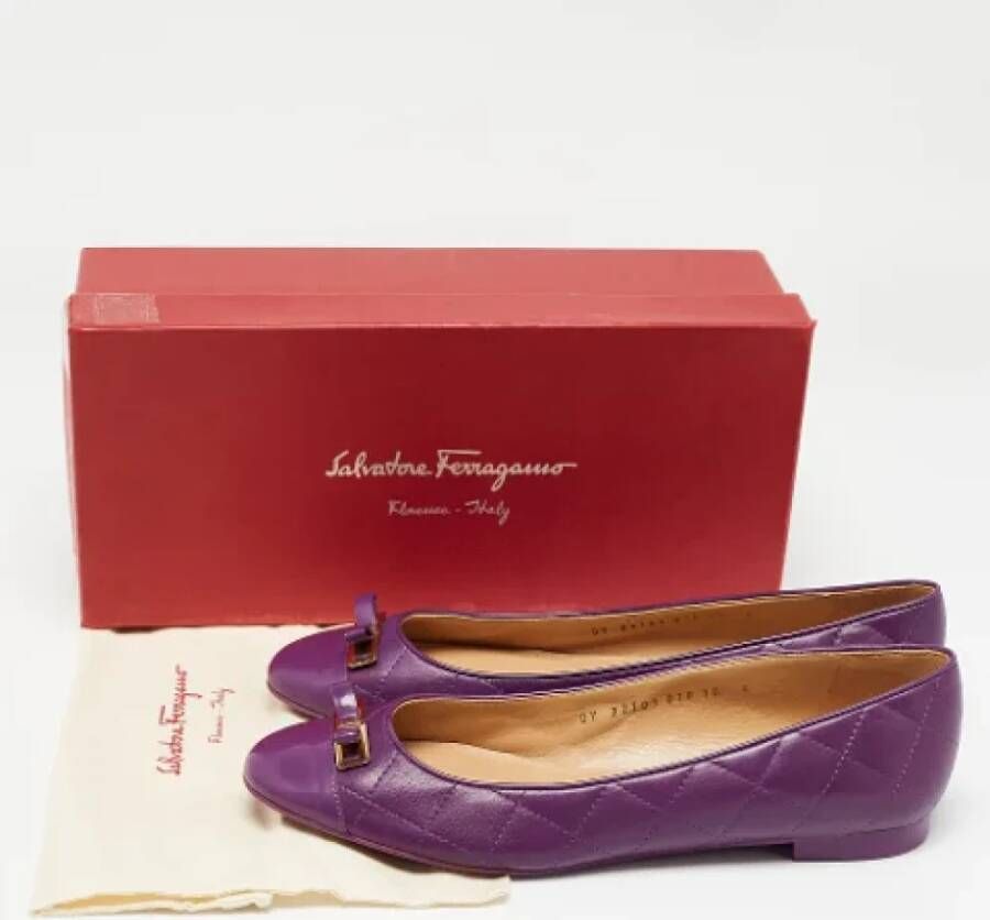 Salvatore Ferragamo Pre-owned Leather flats Purple Dames