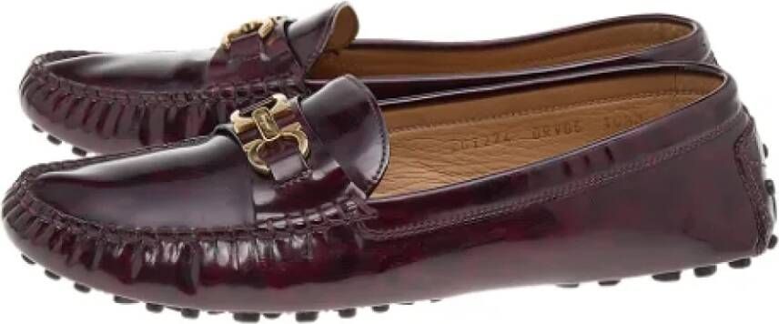 Salvatore Ferragamo Pre-owned Leather flats Red Dames