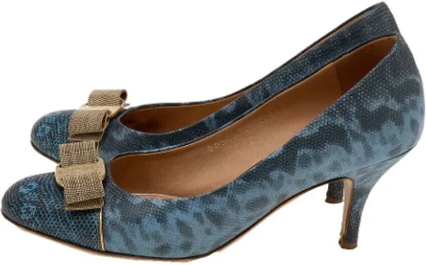 Salvatore Ferragamo Pre-owned Leather heels Blue Dames