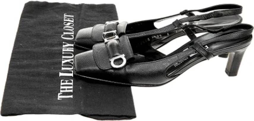 Salvatore Ferragamo Pre-owned Leather sandals Black Dames