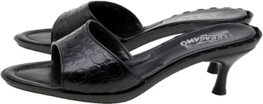 Salvatore Ferragamo Pre-owned Leather sandals Black Dames