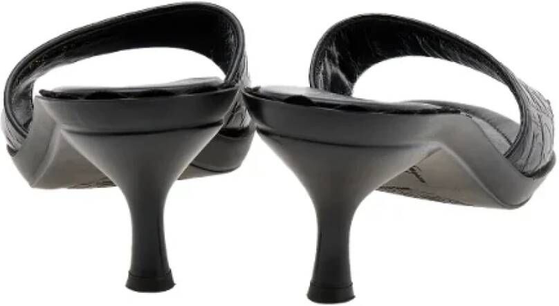 Salvatore Ferragamo Pre-owned Leather sandals Black Dames