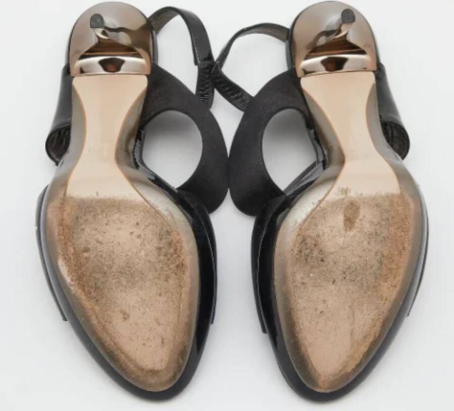 Salvatore Ferragamo Pre-owned Leather sandals Black Dames