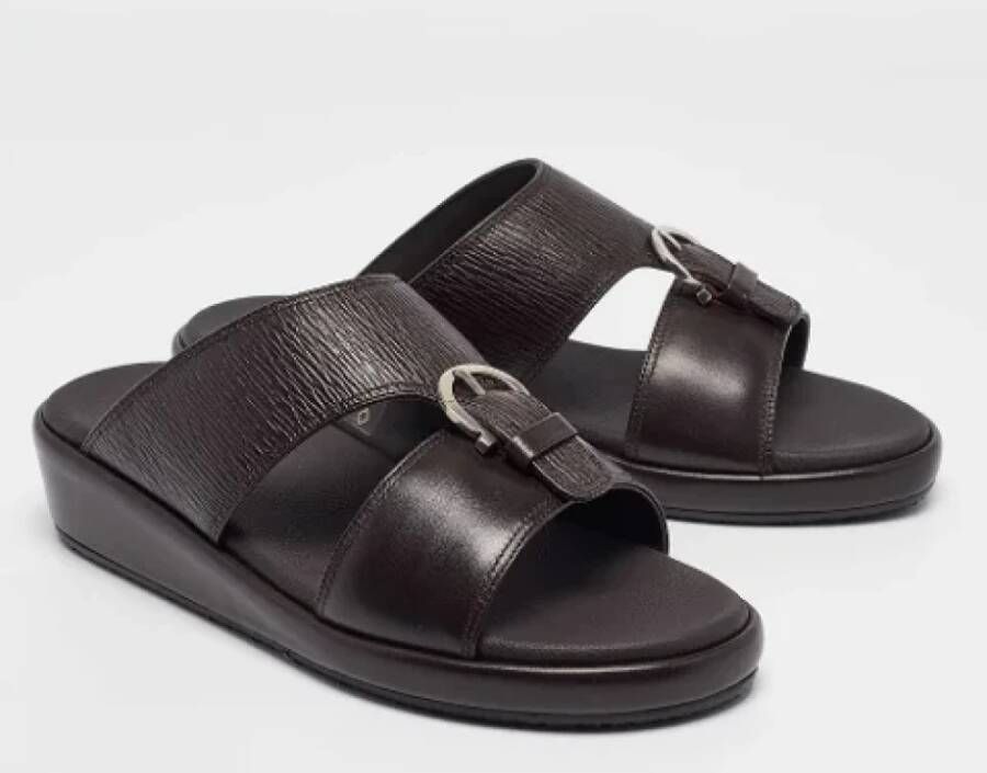 Salvatore Ferragamo Pre-owned Leather sandals Brown Heren