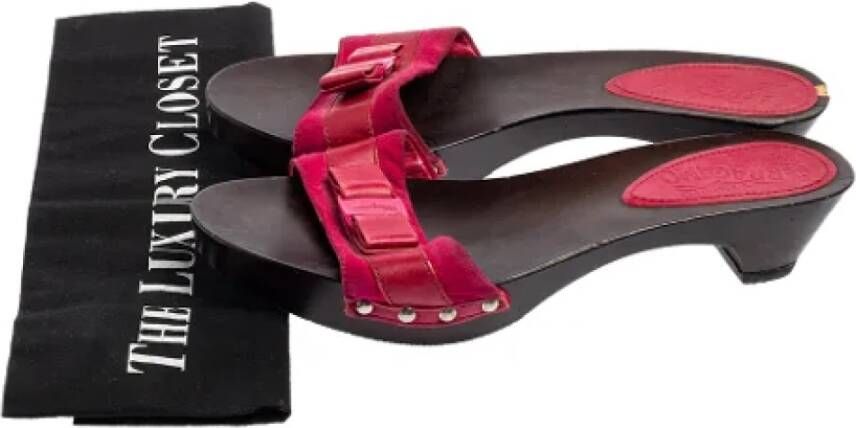 Salvatore Ferragamo Pre-owned Leather sandals Pink Dames