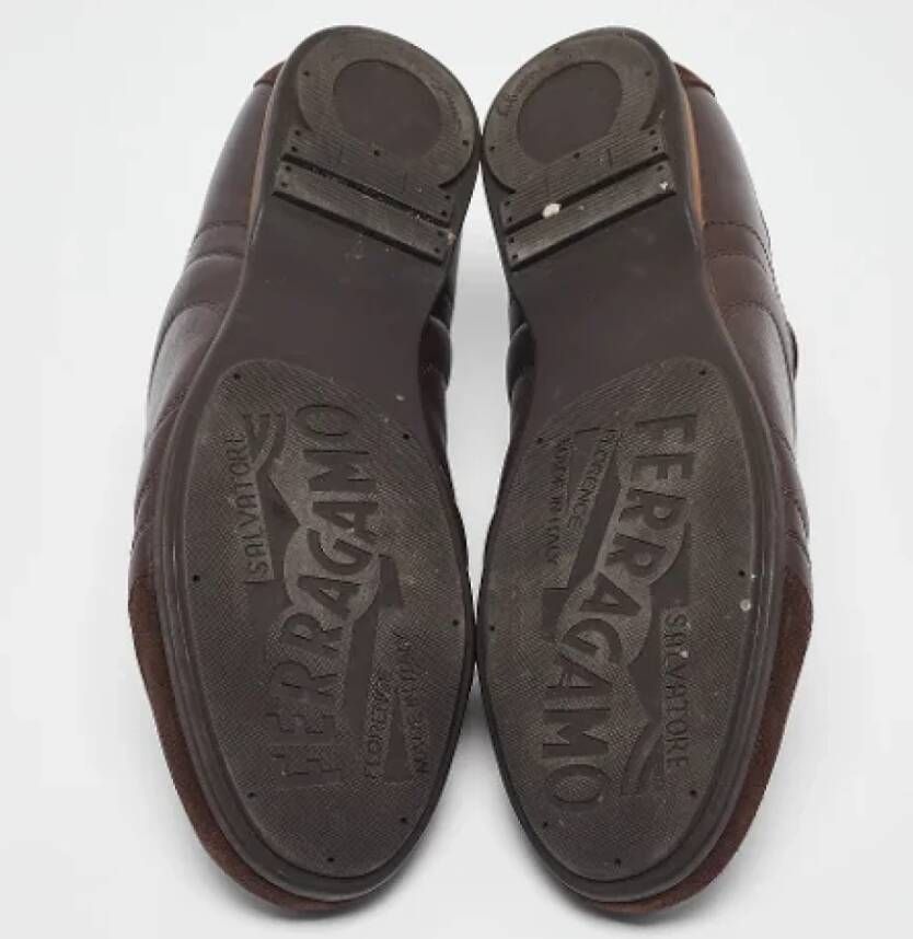 Salvatore Ferragamo Pre-owned Leather sneakers Brown Heren