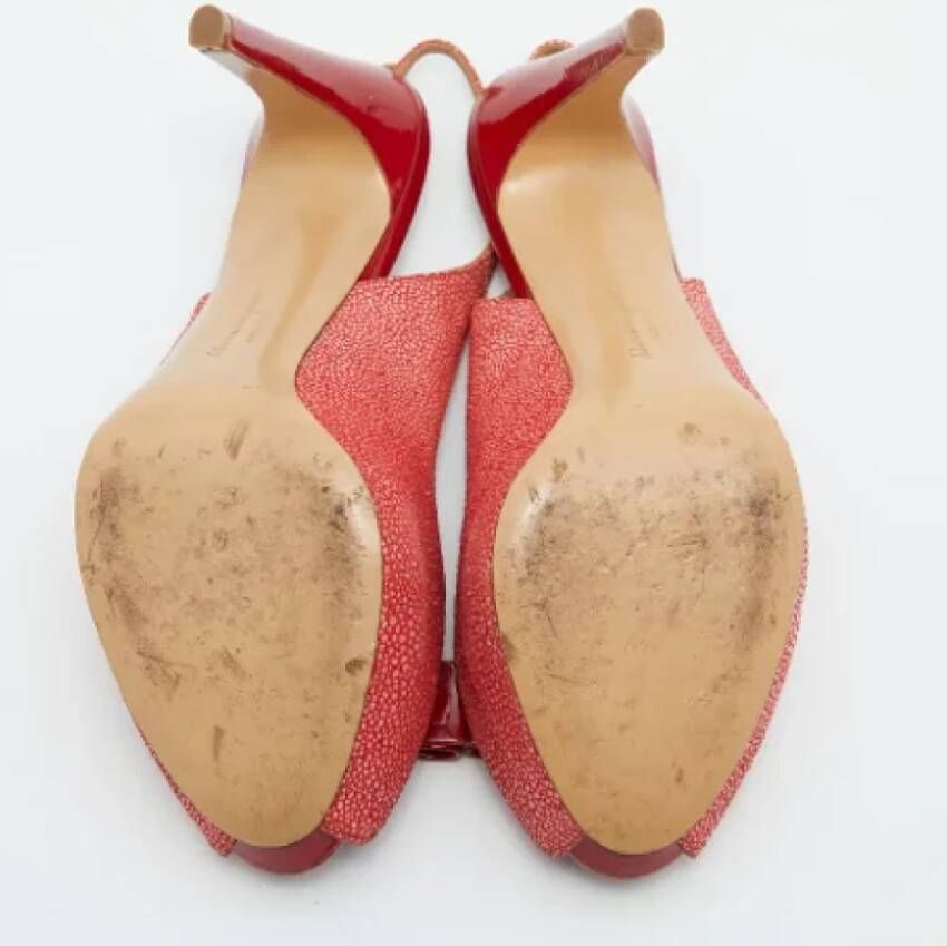 Salvatore Ferragamo Pre-owned Suede heels Orange Dames