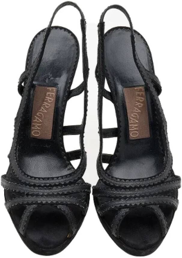 Salvatore Ferragamo Pre-owned Suede sandals Black Dames