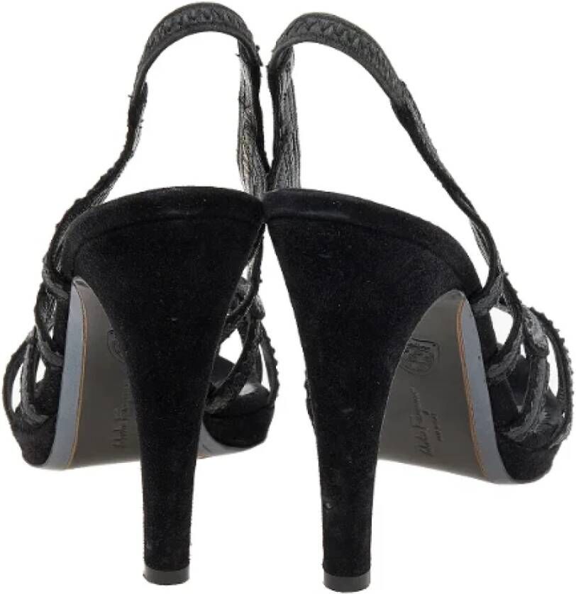 Salvatore Ferragamo Pre-owned Suede sandals Black Dames