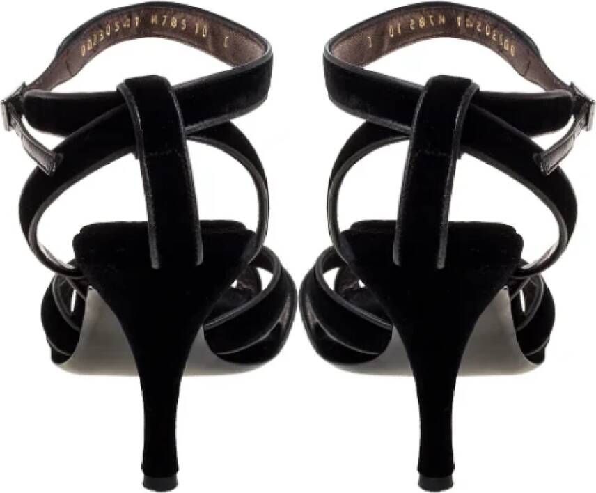 Salvatore Ferragamo Pre-owned Velvet sandals Black Dames