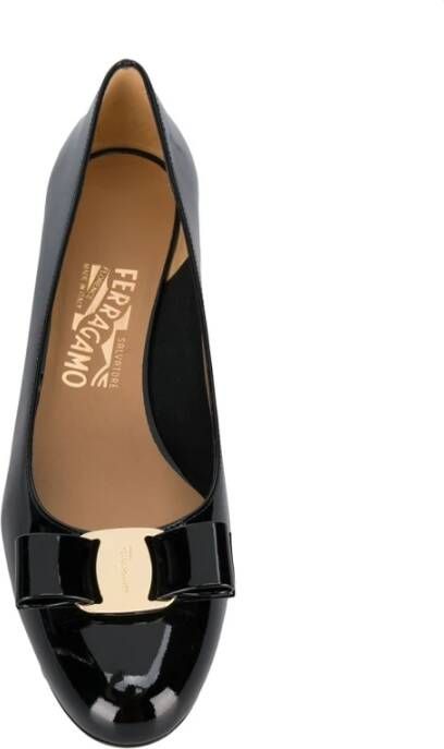 Salvatore Ferragamo Zwarte Pumps voor Vrouwen Black Dames
