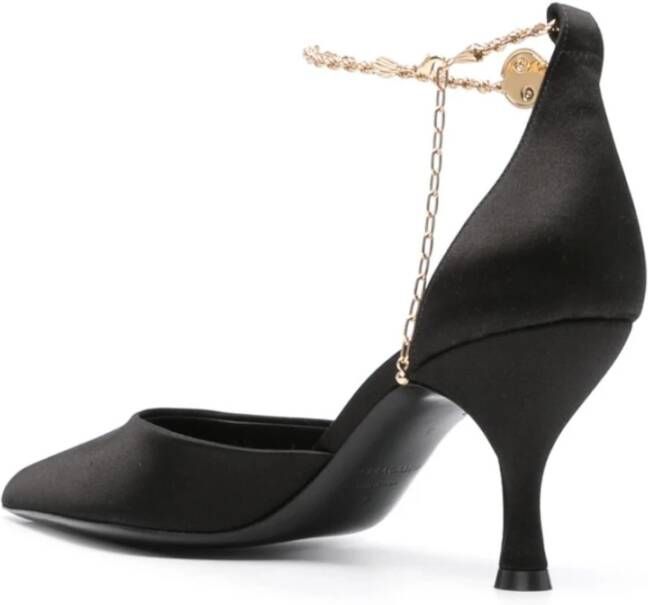Salvatore Ferragamo Zwarte Dana 70 Pumps Black Dames
