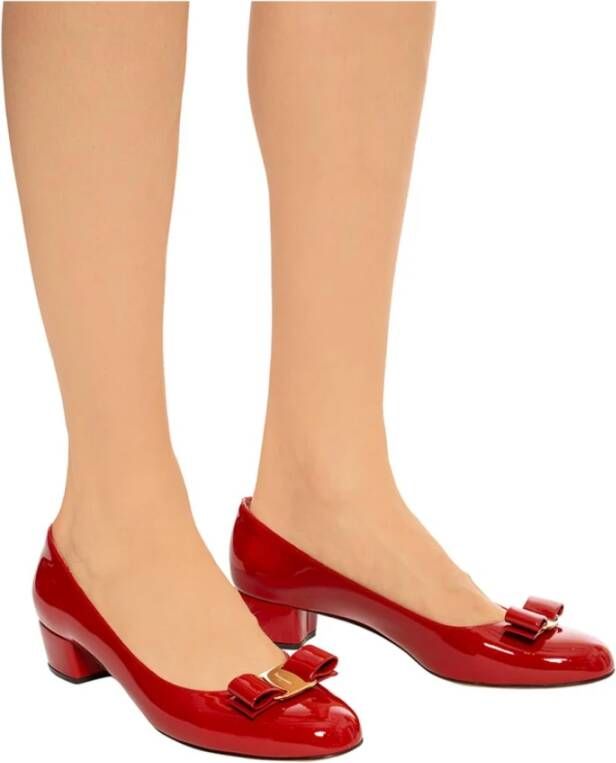 Salvatore Ferragamo Pumps Rood Dames