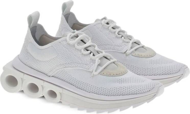 Salvatore Ferragamo Witte Gebreide Lage Sneakers met Gancini Plaque Wit Heren