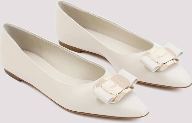 Salvatore Ferragamo Witte Lamsleren Ballerina Schoenen White Dames