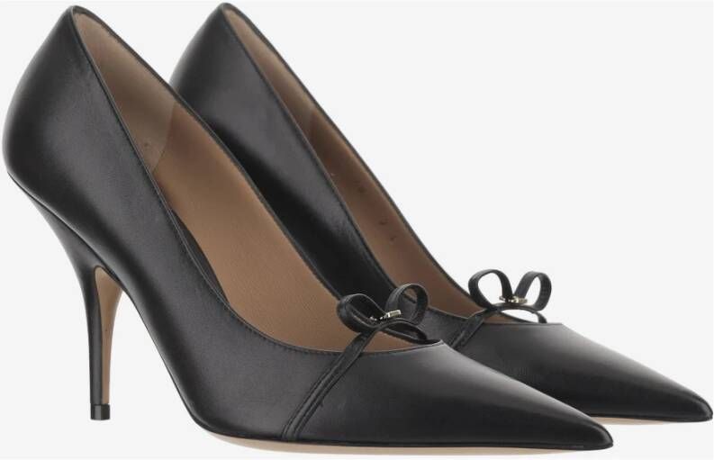 Salvatore Ferragamo Zwarte leren puntige pumps met strik Black Dames