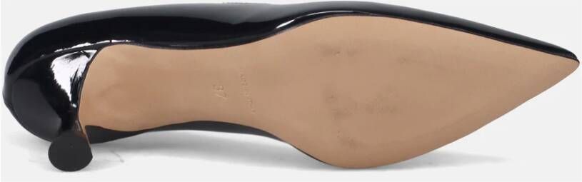 Sangiorgio Tijdloze zwarte lakpumps
