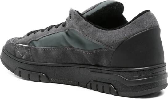 Santha Casual Sneaker