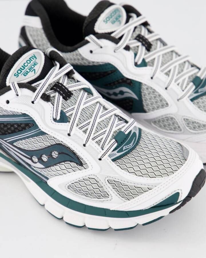 Saucony Progrid Guide 7 Sneaker in Wit