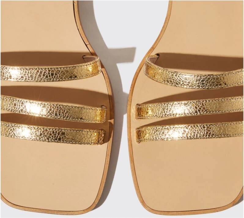 Scarosso Sarah Cracked Gouden Kalfsleren Sandalen Geel Dames