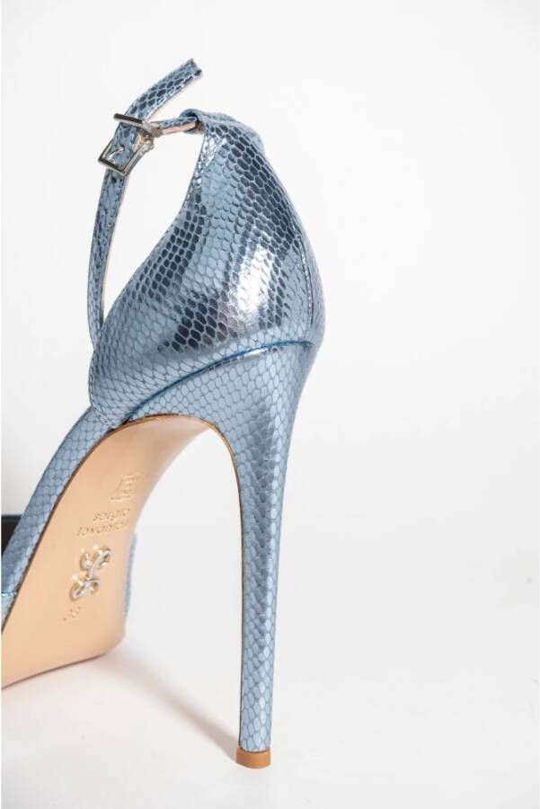Sergio Levantesi Python Hakken Schoenen