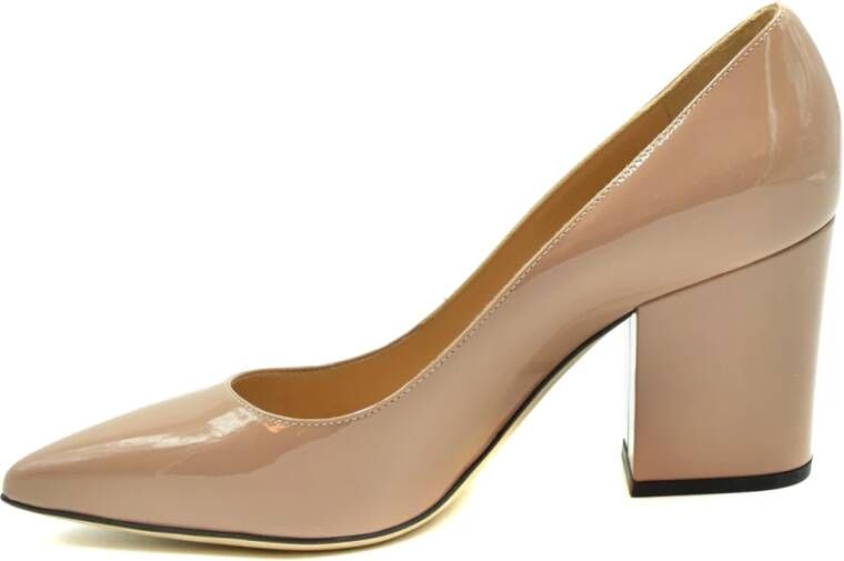 Sergio Rossi Verrijk je schoenencollectie met stijlvolle pumps Beige Dames