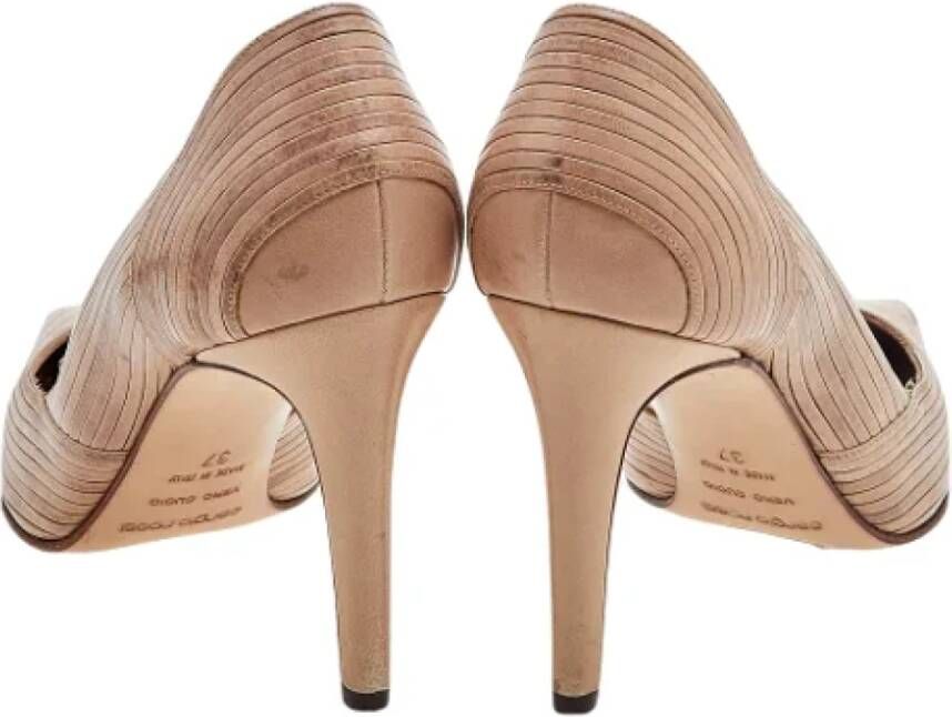 Sergio Rossi Pre-owned Leather heels Beige Dames