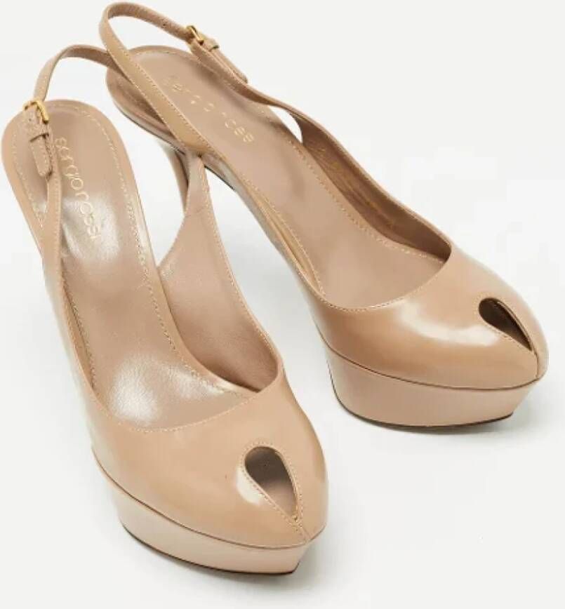 Sergio Rossi Pre-owned Leather heels Beige Dames