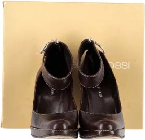 Sergio Rossi Pre-owned Leather heels Brown Dames