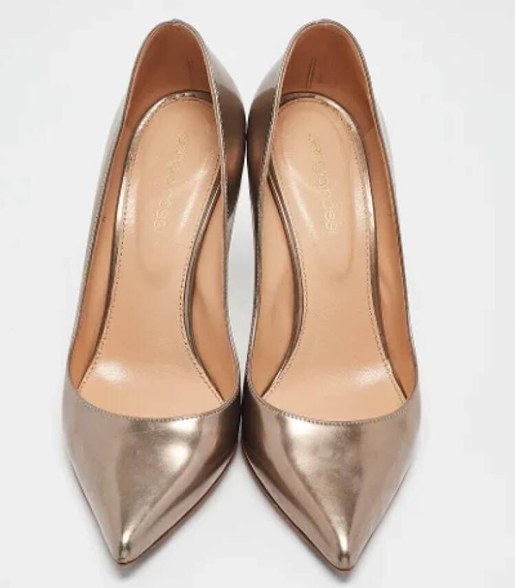 Sergio Rossi Pre-owned Leather heels Gray Dames
