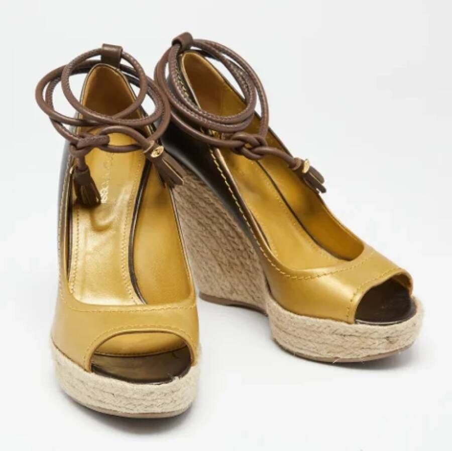 Sergio Rossi Pre-owned Leather heels Yellow Dames