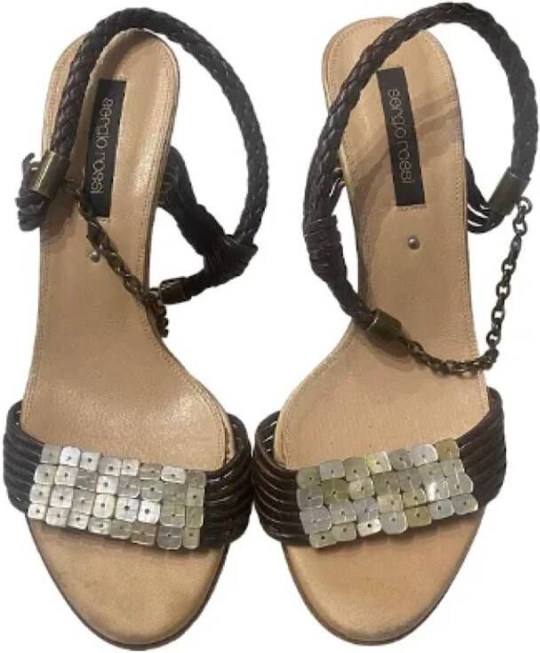 Sergio Rossi Pre-owned Leather sandals Beige Dames