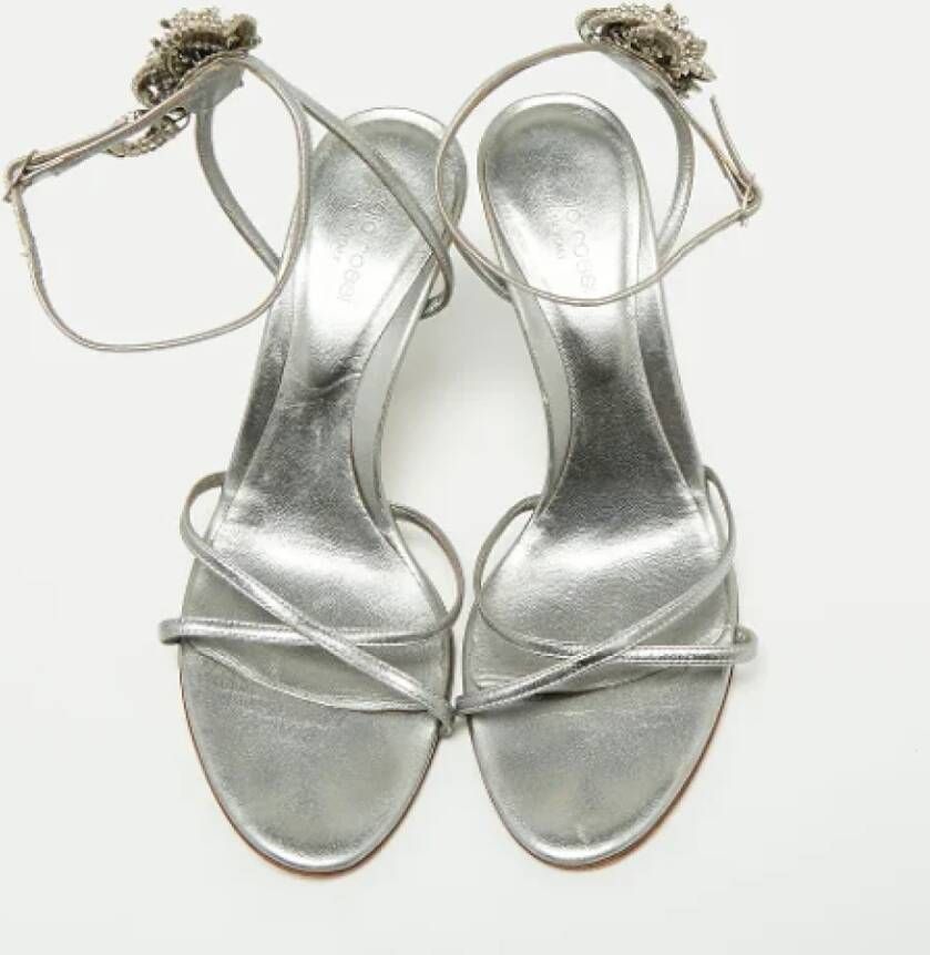 Sergio Rossi Pre-owned Leather sandals Gray Dames