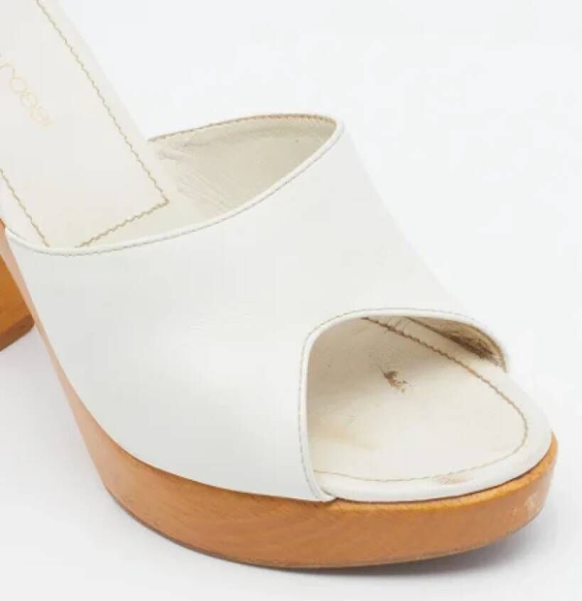 Sergio Rossi Pre-owned Leather sandals White Dames