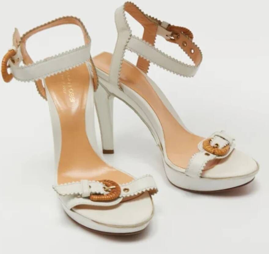 Sergio Rossi Pre-owned Leather sandals White Dames
