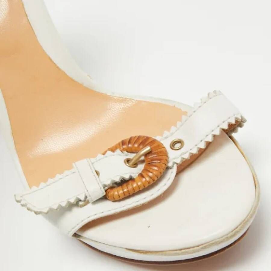 Sergio Rossi Pre-owned Leather sandals White Dames