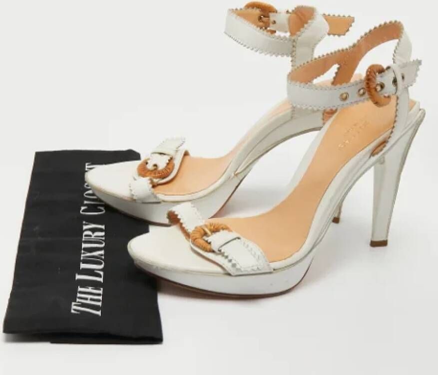 Sergio Rossi Pre-owned Leather sandals White Dames