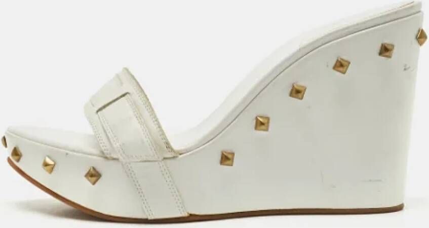 Sergio Rossi Pre-owned Leather sandals White Dames