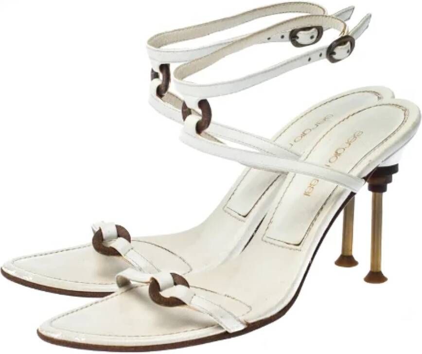 Sergio Rossi Pre-owned Leather sandals White Dames