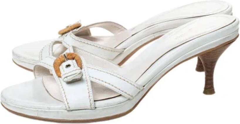 Sergio Rossi Pre-owned Leather sandals White Dames