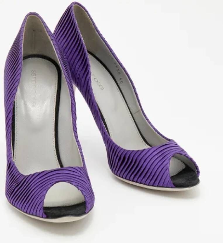 Sergio Rossi Pre-owned Satin heels Purple Dames